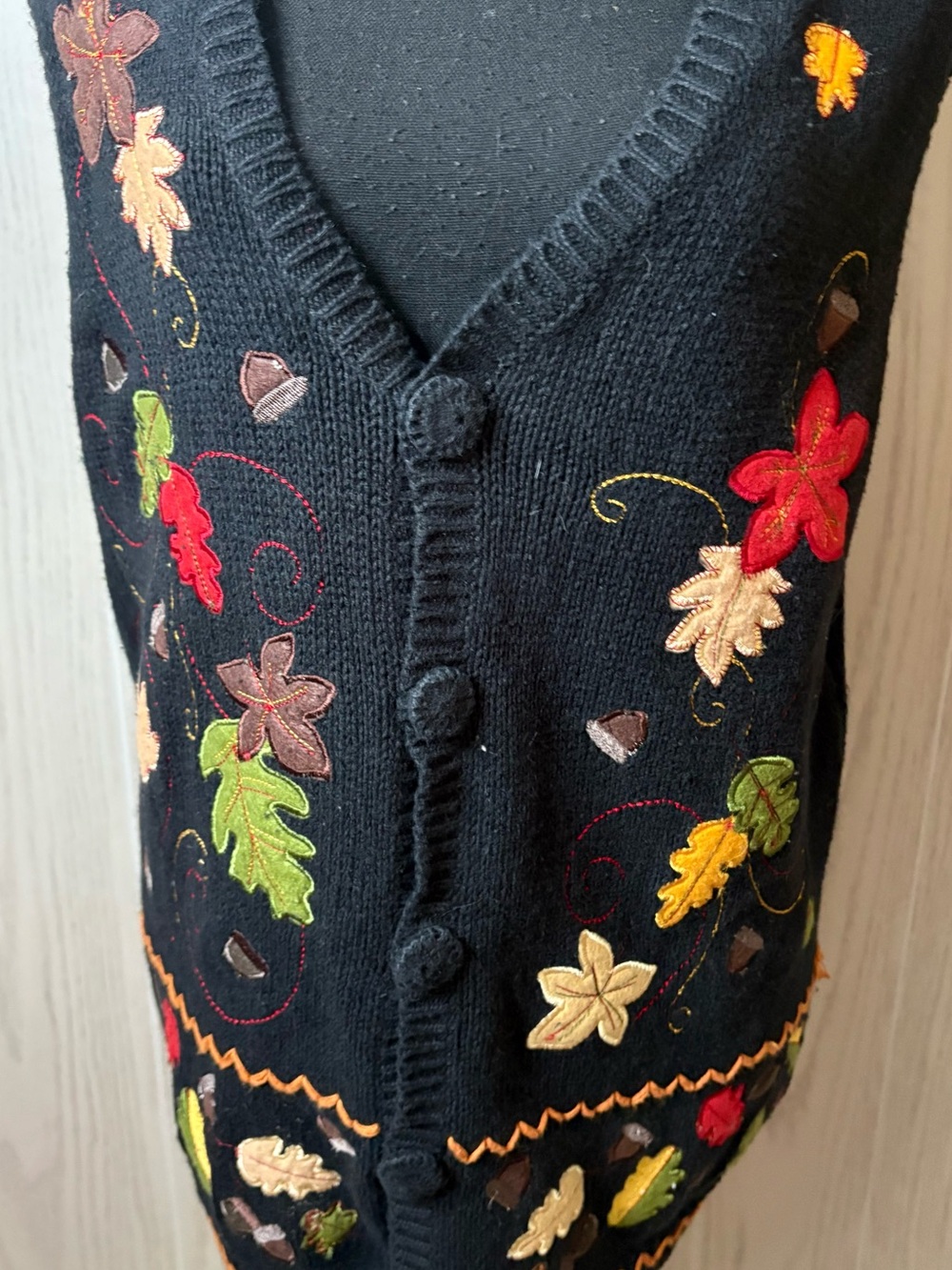 Vintage Medium Black Fall Autumn Leaves Sweater Vest